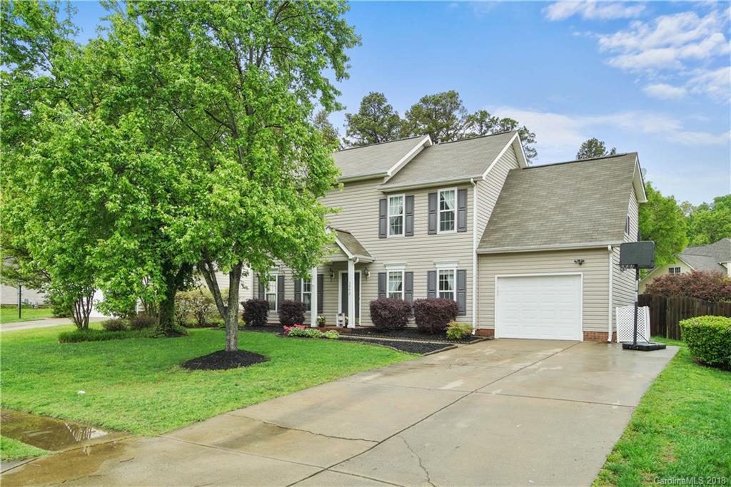 3942 Huntmeadow Dr., Charlotte, NC 28269