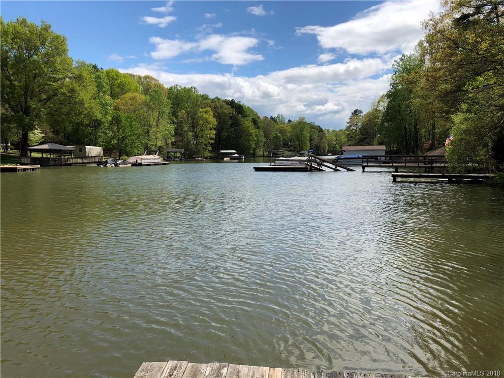 3975 Reid Cir. #4, Sherrills Ford, NC 28673