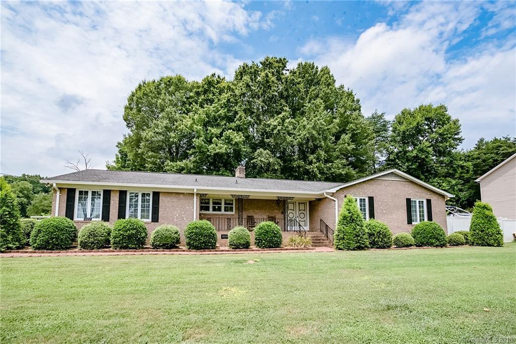 221 Elysian Dr., Mooresville, NC 28117