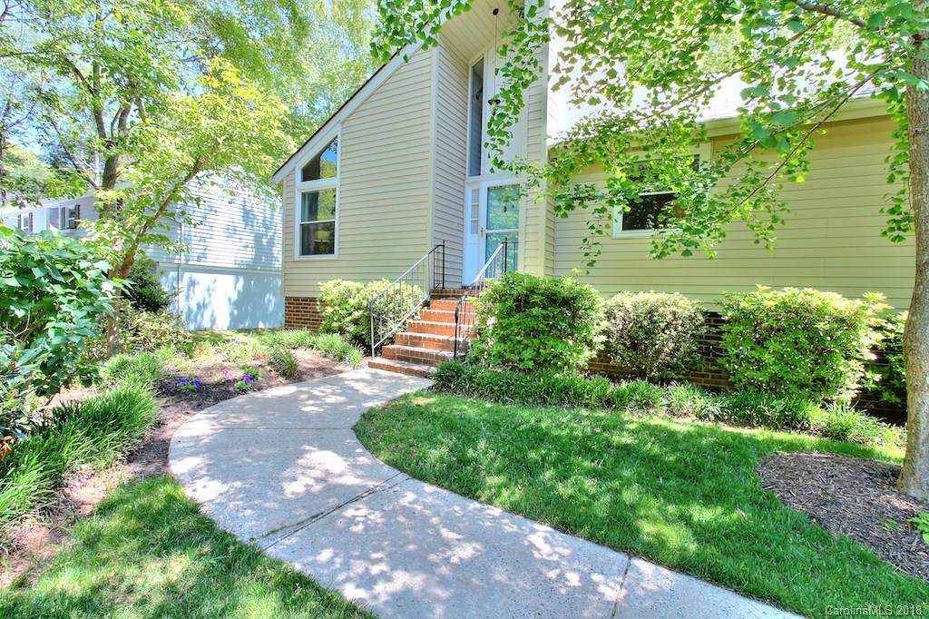 6925 Valley Haven Dr., Charlotte, NC 28211