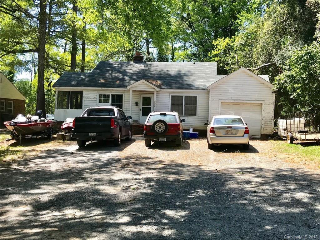 2928 Barringer Dr., Charlotte, NC 28208