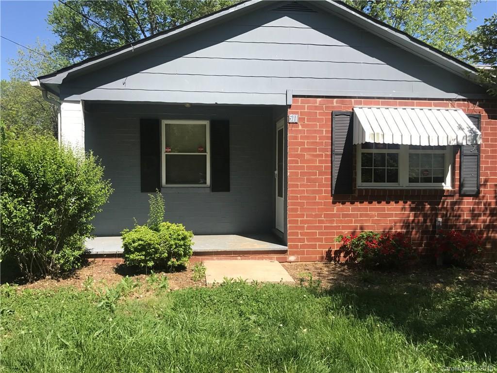 511 Hawthorne Dr., Statesville, NC 28677