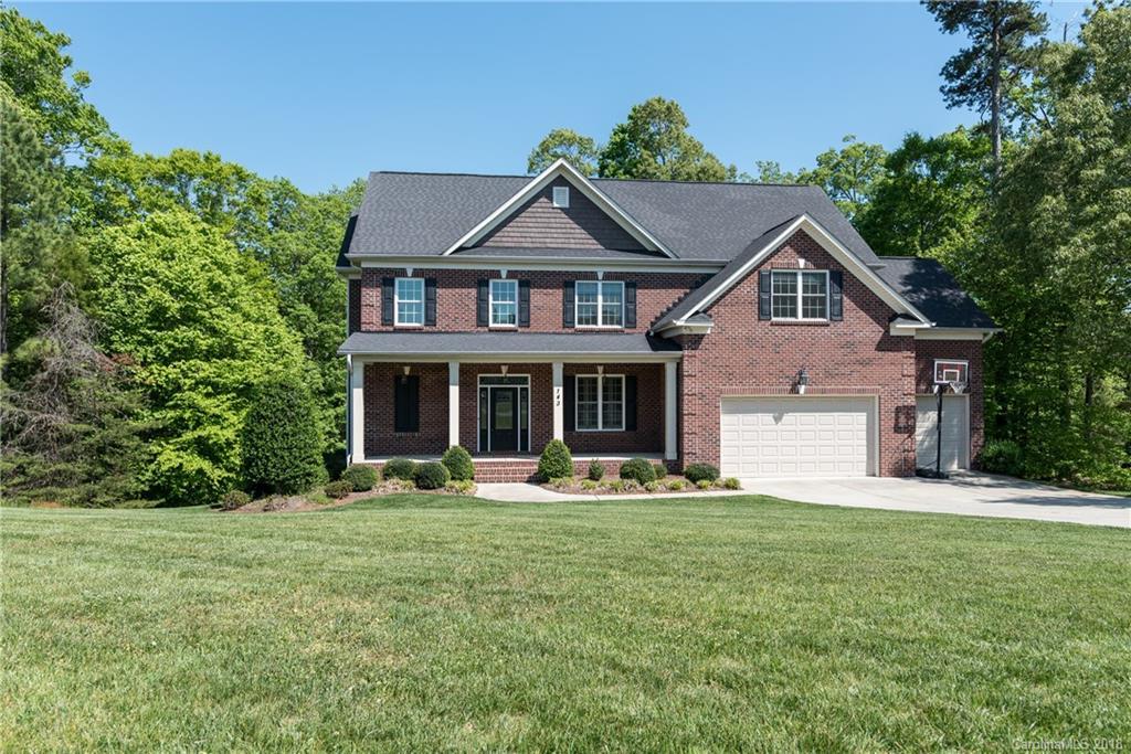 143 E Tattersall Dr., Statesville, NC 28677