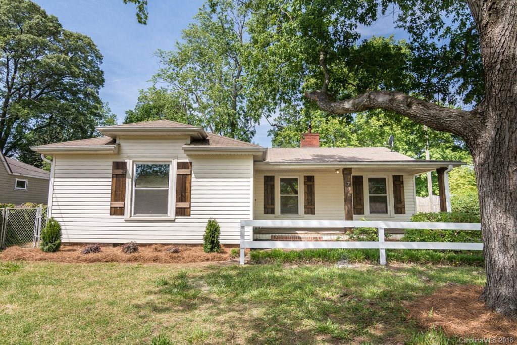 706 Oakshade Ave., Kannapolis, NC 28083