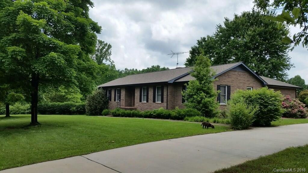 174 Wintergreen Cir., Statesville, NC 28677