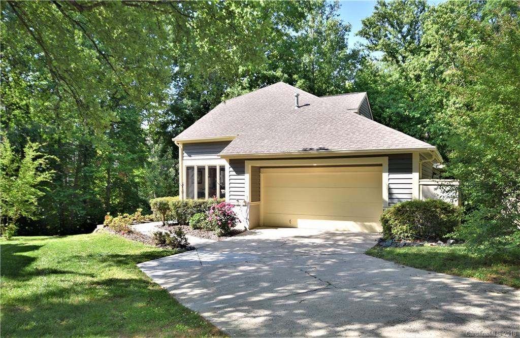 9516 Glenwater Dr., Charlotte, NC 28262