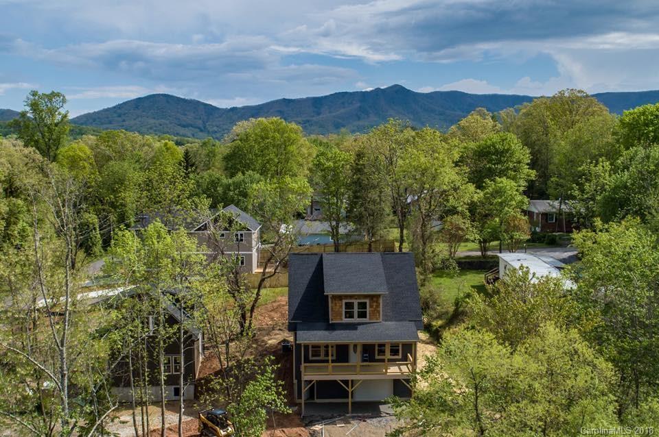 115 Portmanvilla Rd., Black Mountain, NC 28711