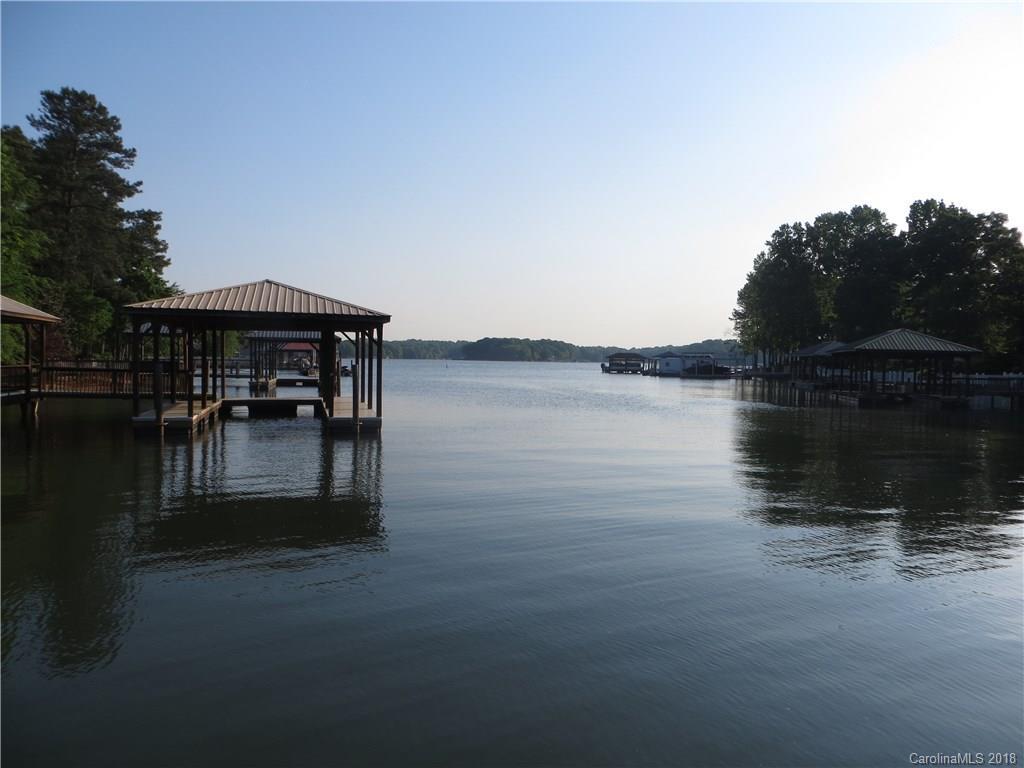 2572 Penngate Dr., Sherrills Ford, NC 28673