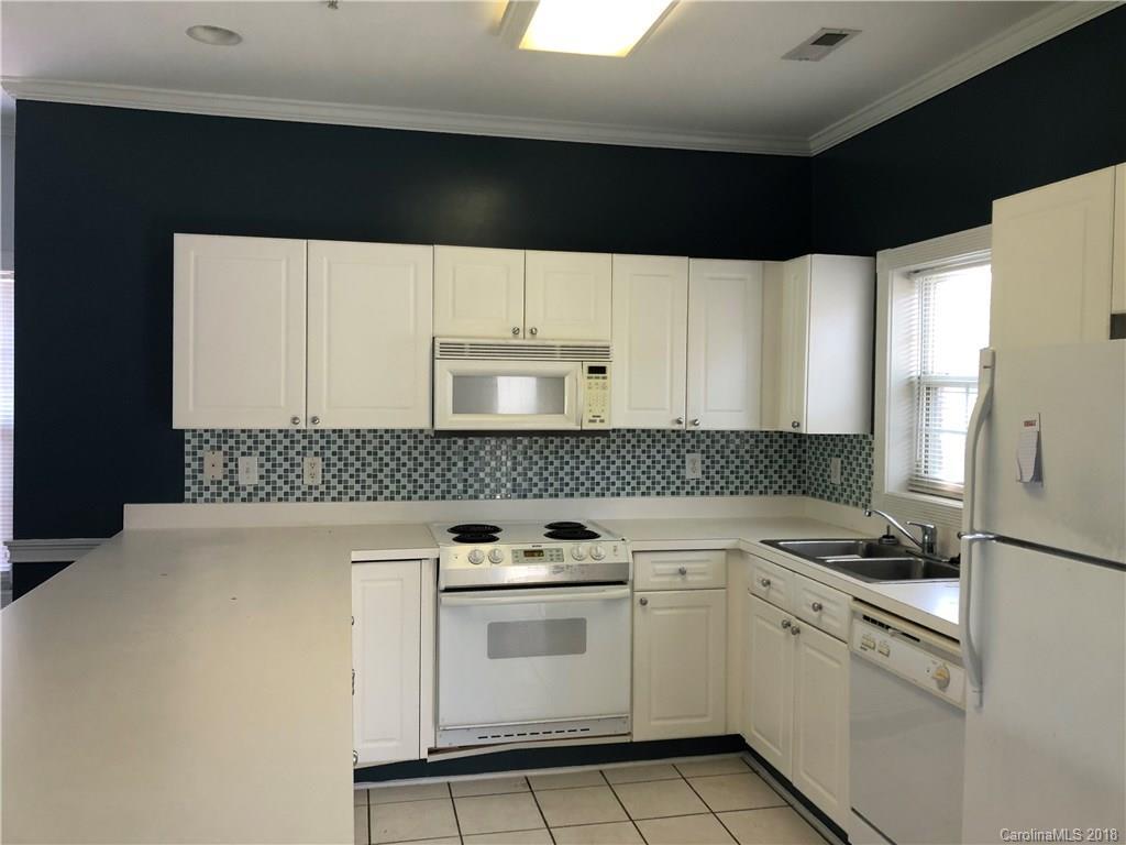 9049 Meadow Vista Rd. #105, Charlotte, NC 28213