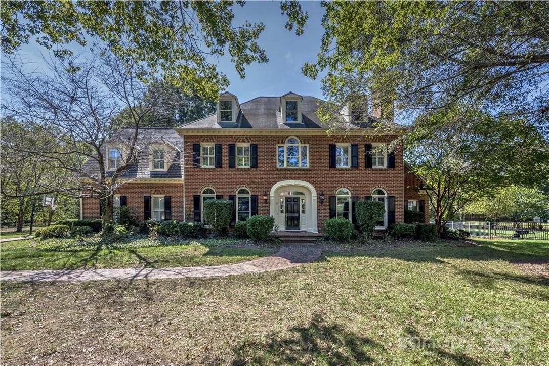 2556 Howerton Ct., Charlotte, NC 28270