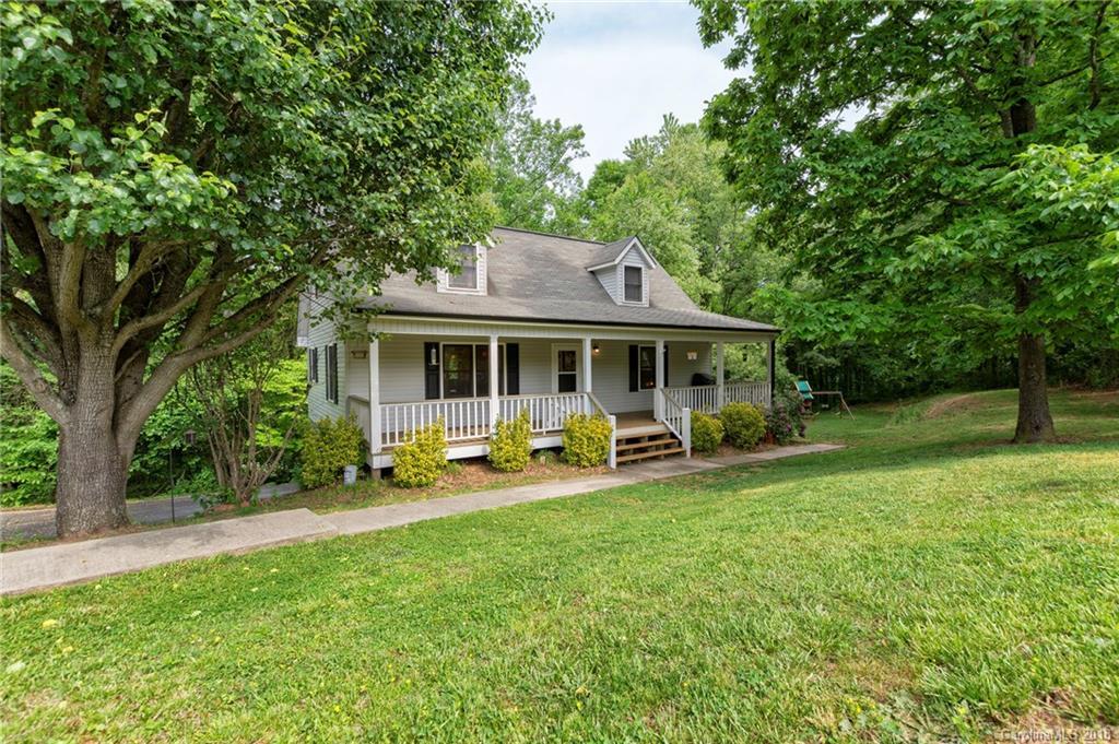 12 Alexander Chapel Dr., Asheville, NC 28804