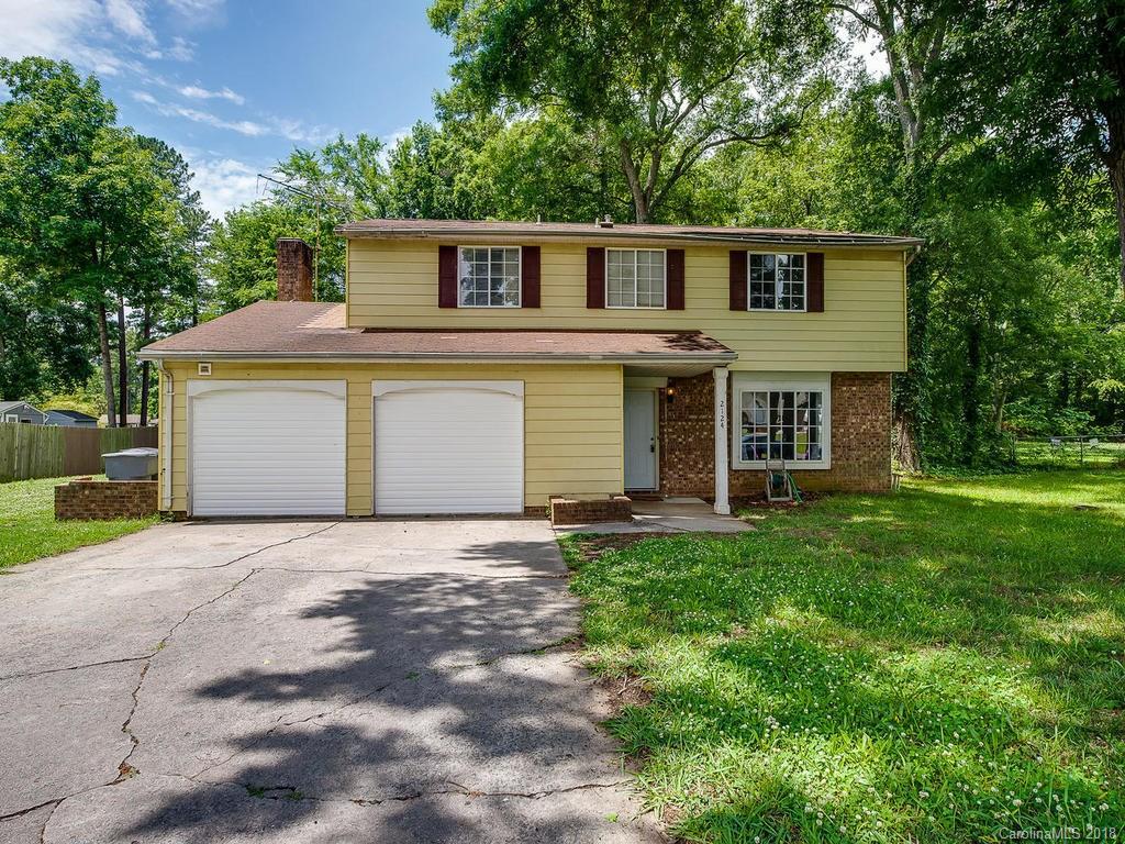 2124 O'hara Dr., Charlotte, NC 28273