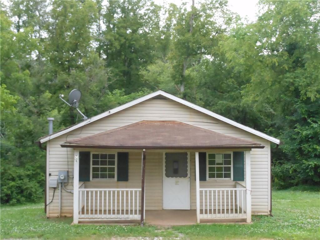 714 Dudley Shoals Rd., Granite Falls, NC 28630