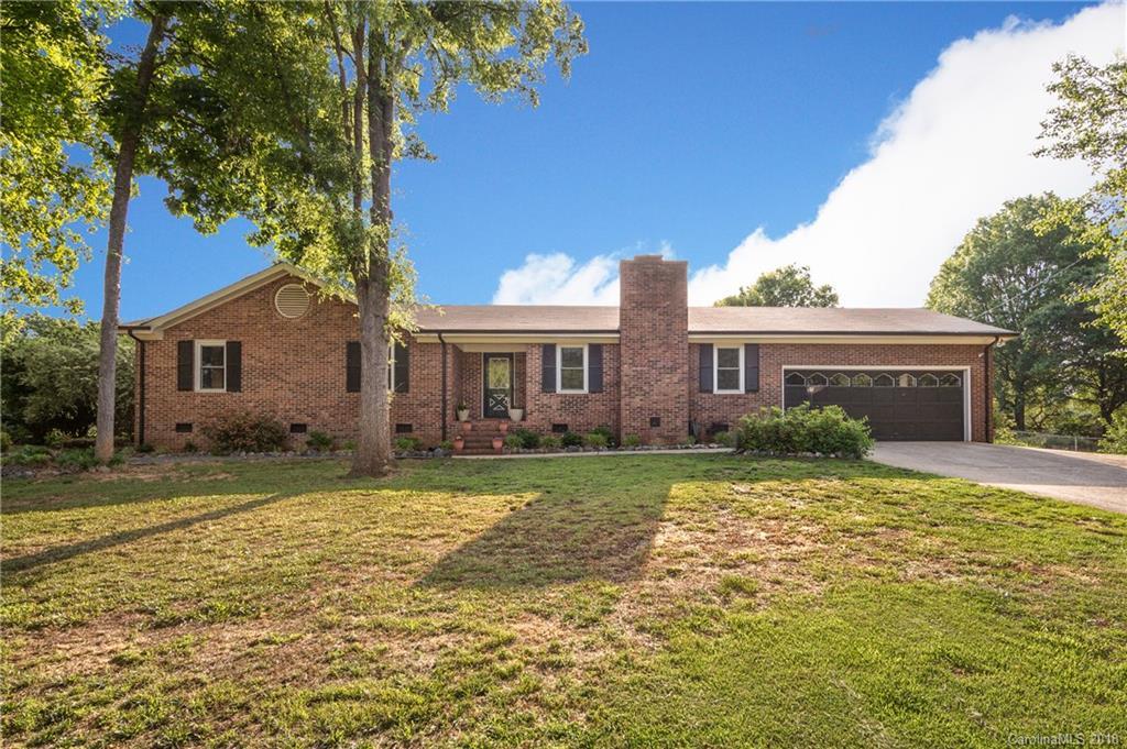 1613 Andover St., Concord, NC 28027