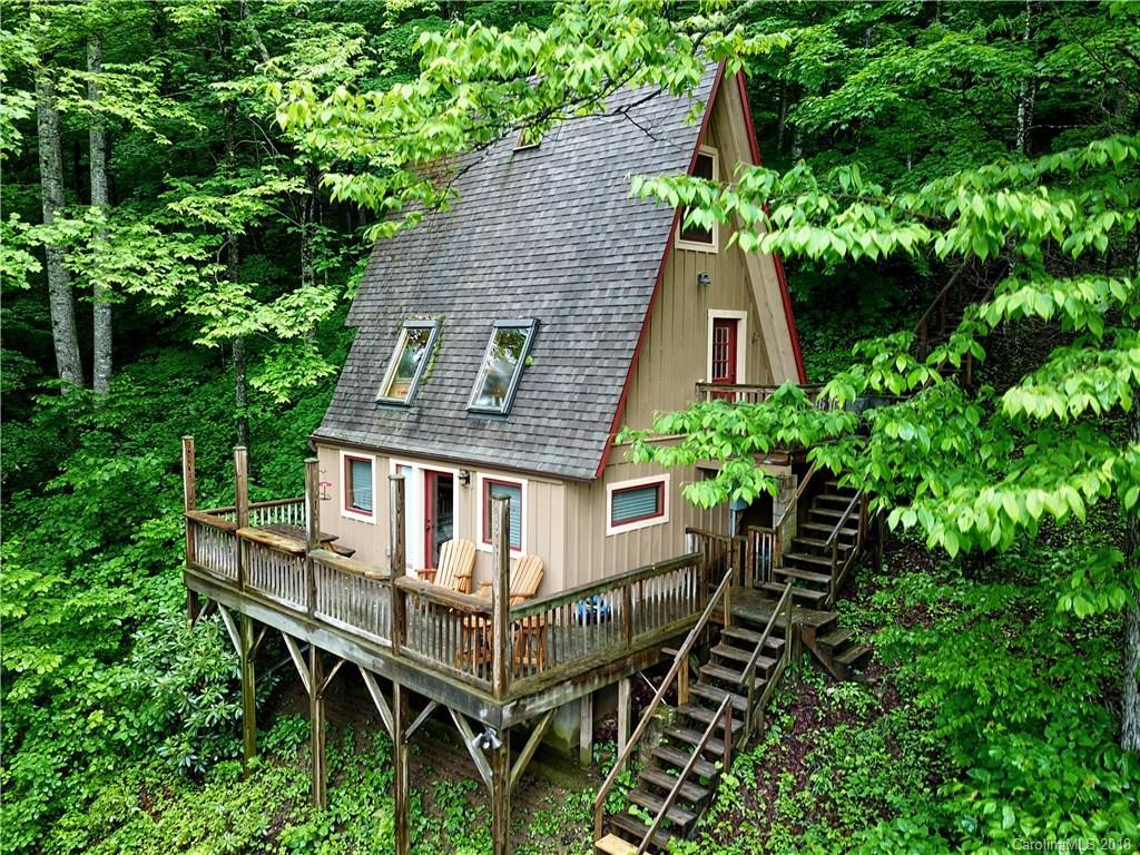 886 Tumbling Fork Rd., Waynesville, NC 28785