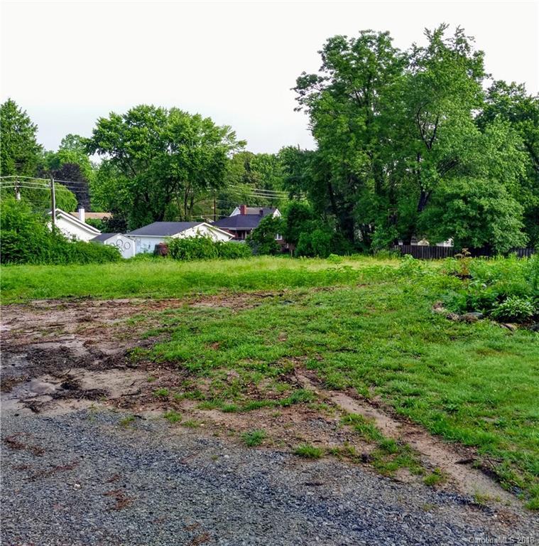 Orleans Ave., Hendersonville, NC 28791