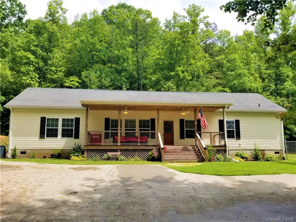 3099 Locust Grove Rd., Hendersonville, NC 28792