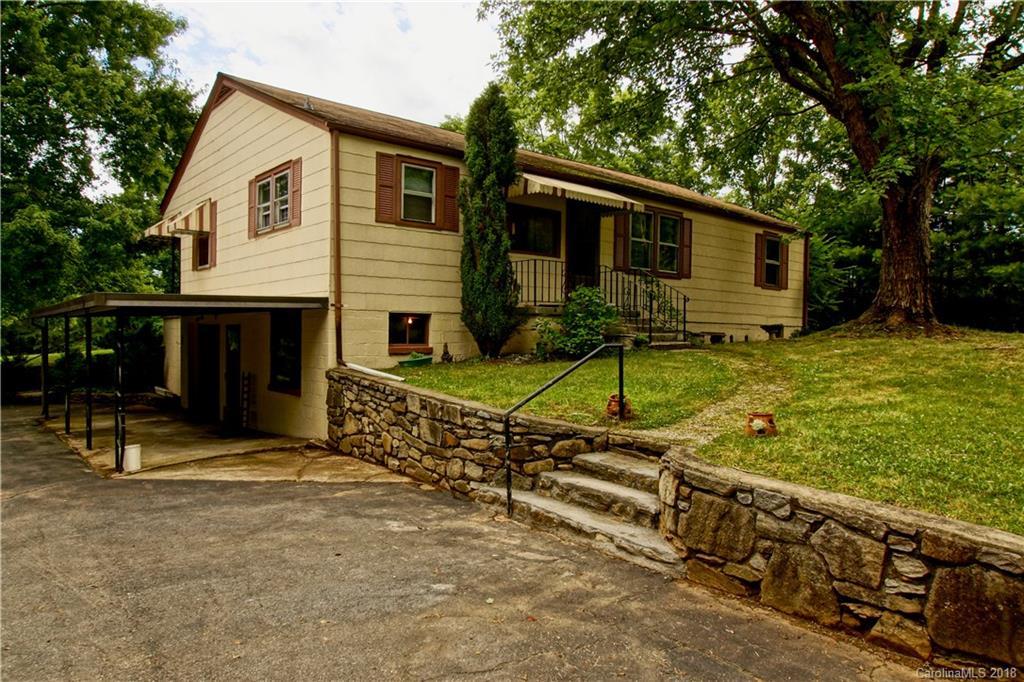 69 Mills Pl., Asheville, NC 28804