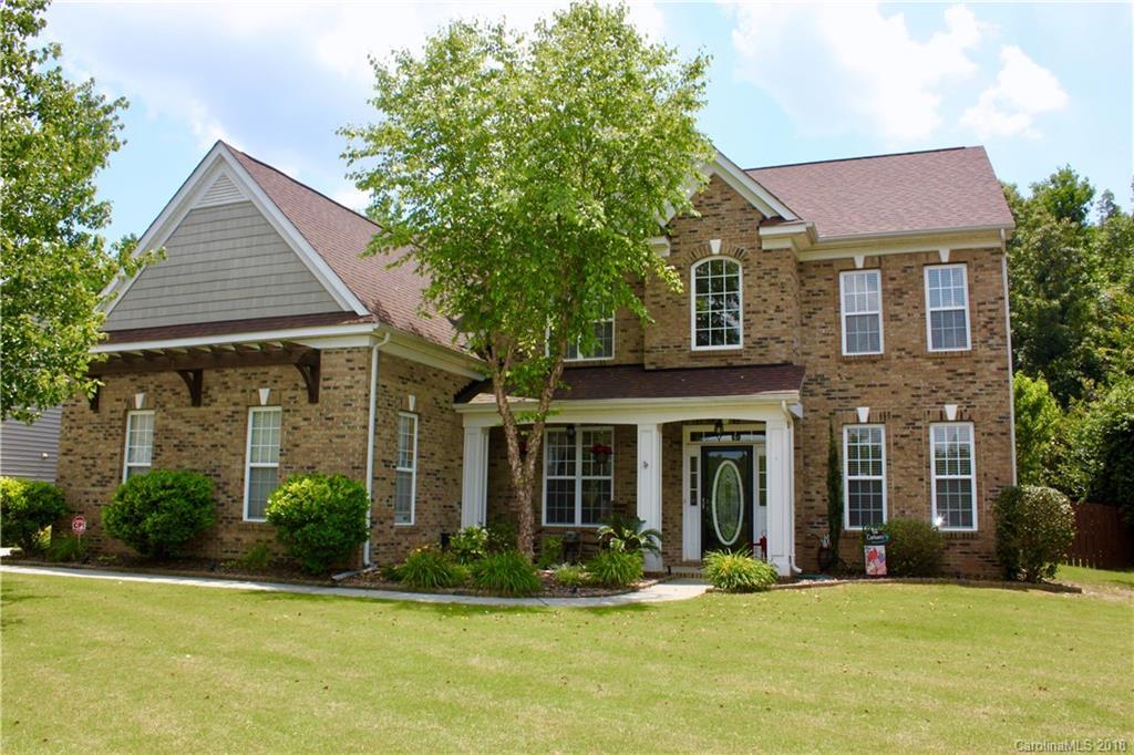 900 Springwood Dr., Waxhaw, NC 28173