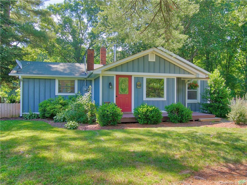 325 Ewbank Rd., Etowah, NC 28729