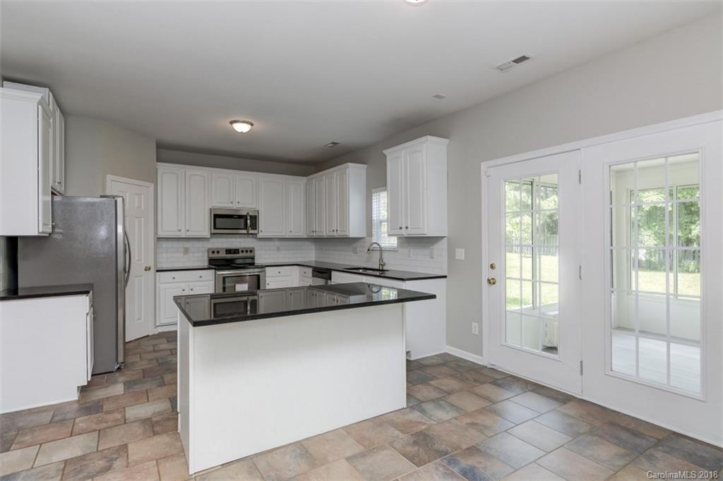 8129 Laurel Run Dr., Charlotte, NC 28269