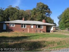 136 Hollywood St., Forest City, NC 28043
