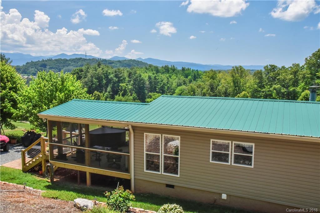 825 Hickory Dr., Mars Hill, NC 28754