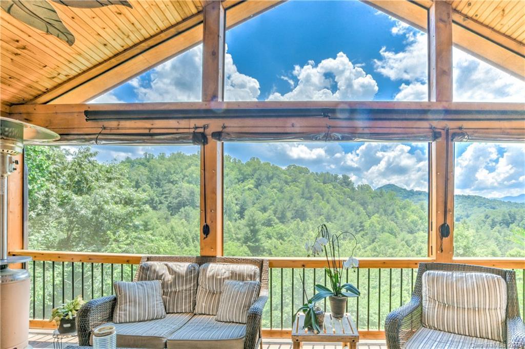 5 Hallaran Dr., Leicester, NC 28753