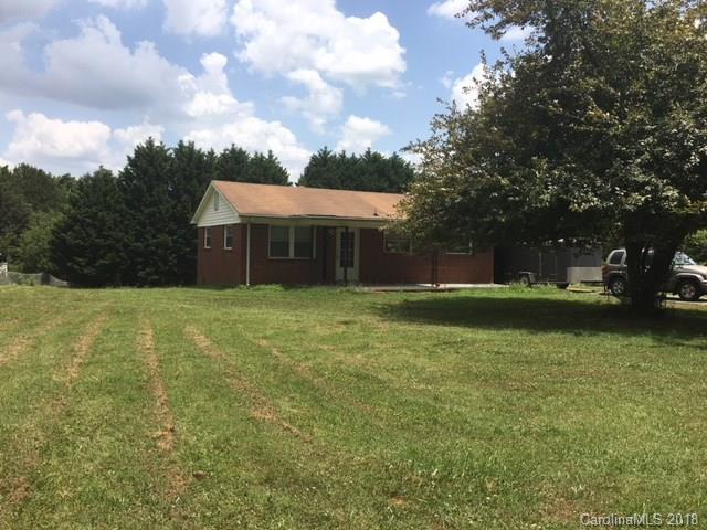 1702 Mayberry Rd., Dallas, NC 28034