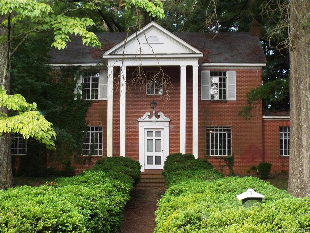 401 Oakhurst Ave., Gastonia, NC 28052