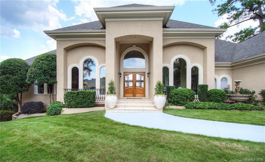 15904 Riverpointe Dr., Charlotte, NC 28278
