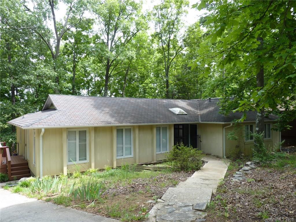 7635 Robin Crest Rd., Charlotte, NC 28226