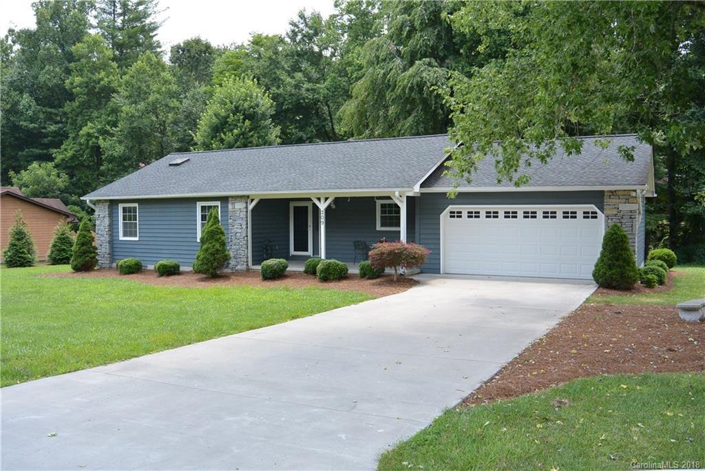 209 Stonebrook Dr. #53, Hendersonville, NC 28791