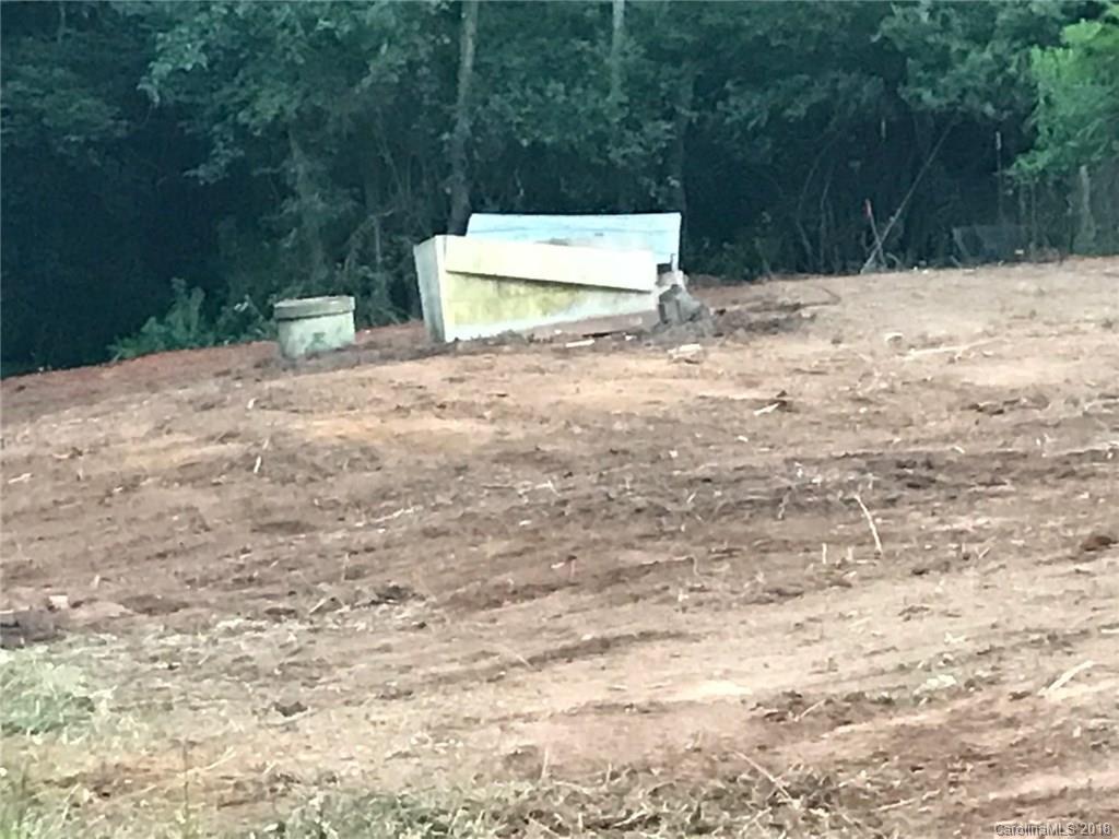 110 Old Hanks Rd., Gastonia, NC 28056