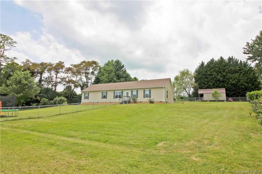 9 Cedar Hill Rd., Asheville, NC 28806