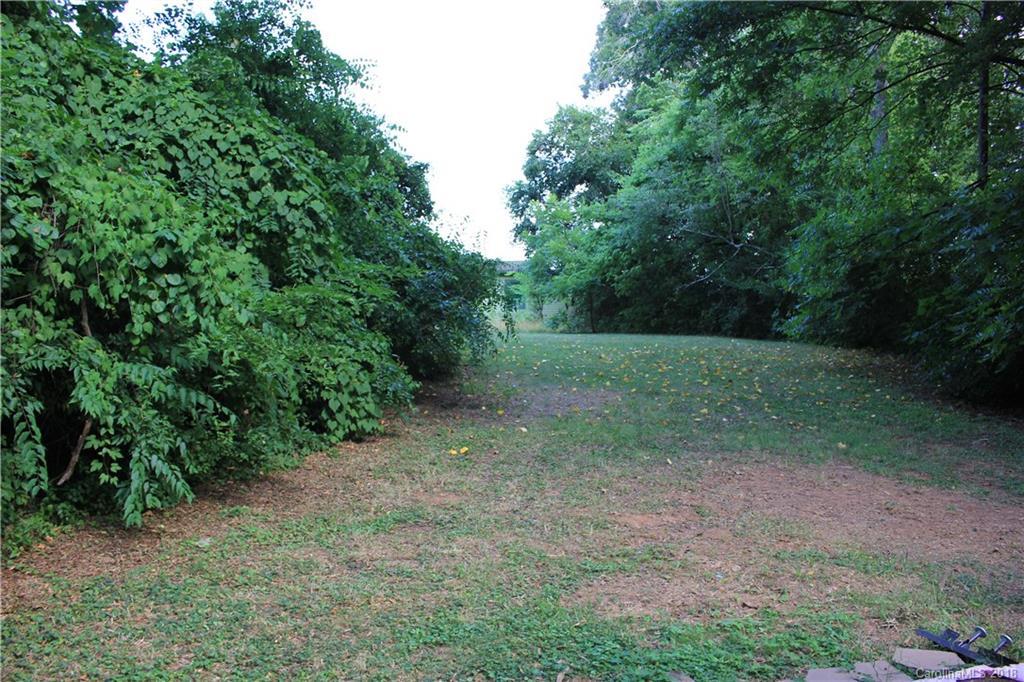 320 Linwood Ave., Charlotte, NC 28216