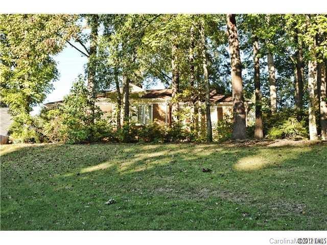 7001 Pleasant Dr., Charlotte, NC 28211