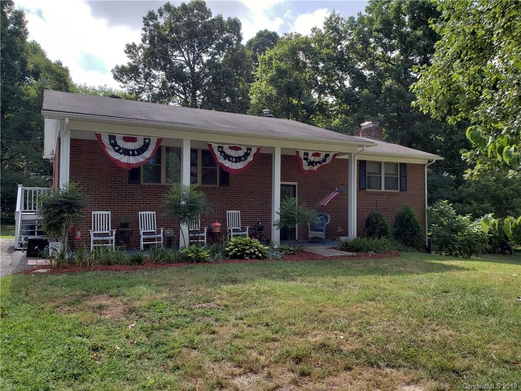 5833 Circlewood Dr., Kannapolis, NC 28081