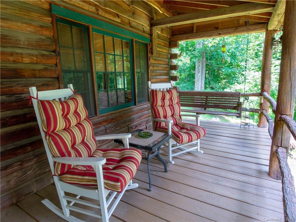 37 English Heifer Cove Rd., Flat Rock, NC 28731