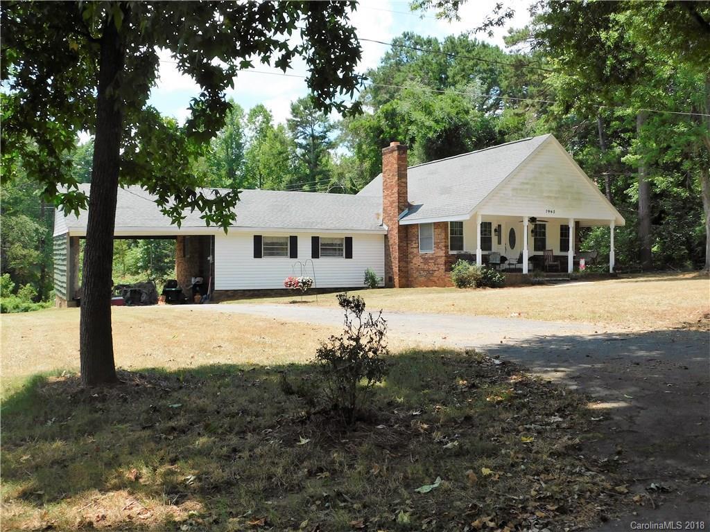 7962 Cherry Point Dr., Denver, NC 28037