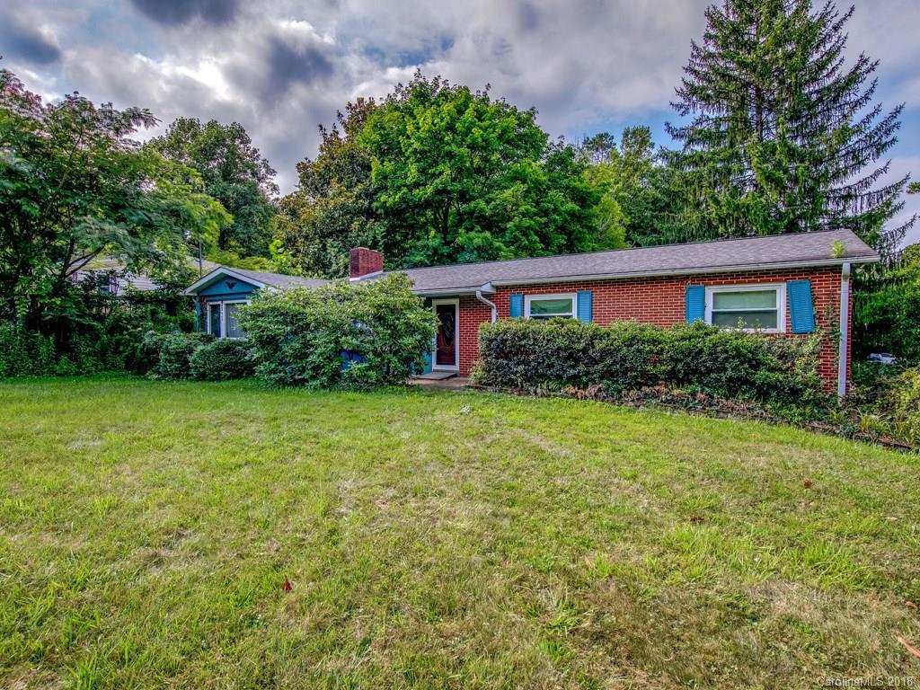 289 Monte Vista Rd., Candler, NC 28715