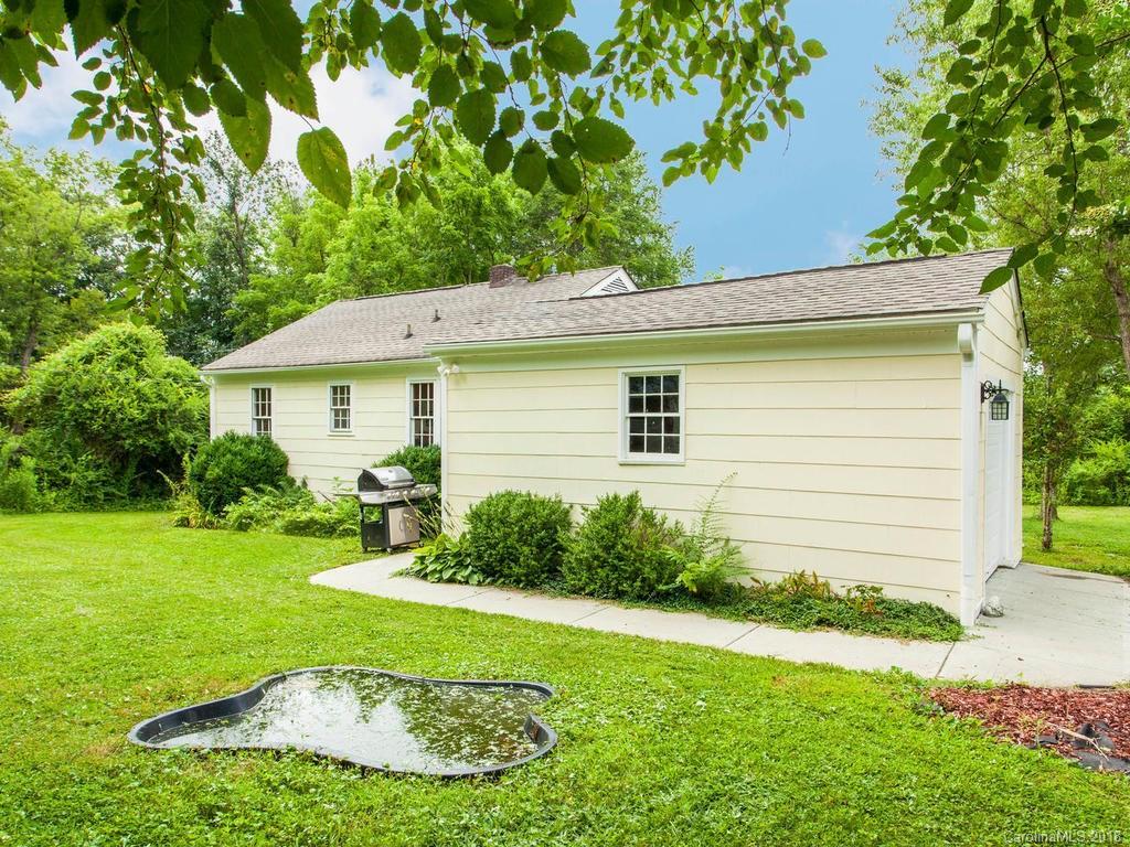 1111 Temon St., Hendersonville, NC 28739