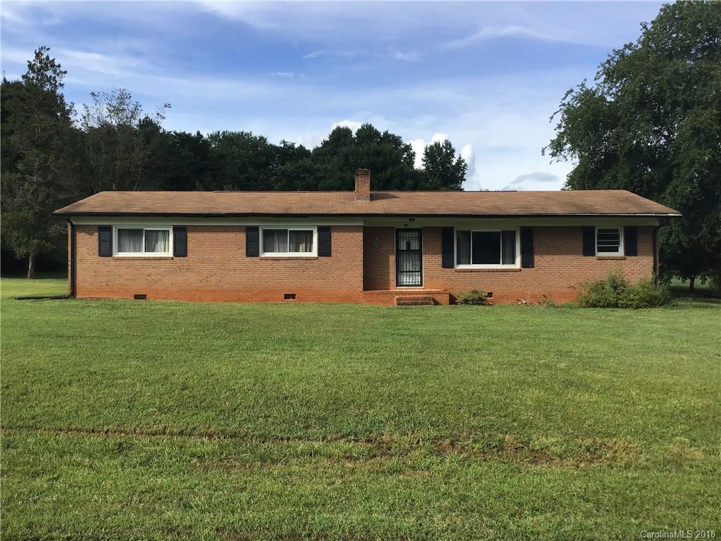 195 E Meadowview Dr., Statesville, NC 28625