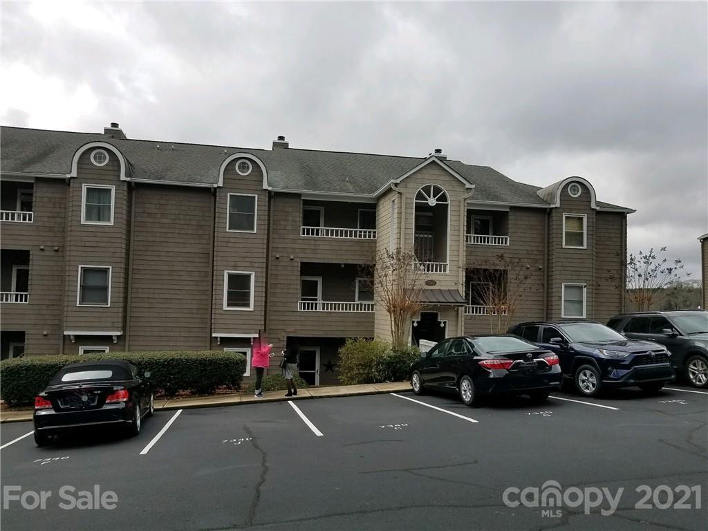 7340 Lakefront Dr., Charlotte, NC 28278