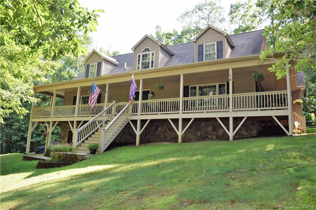 19 Gentlewood Tr., Candler, NC 28715