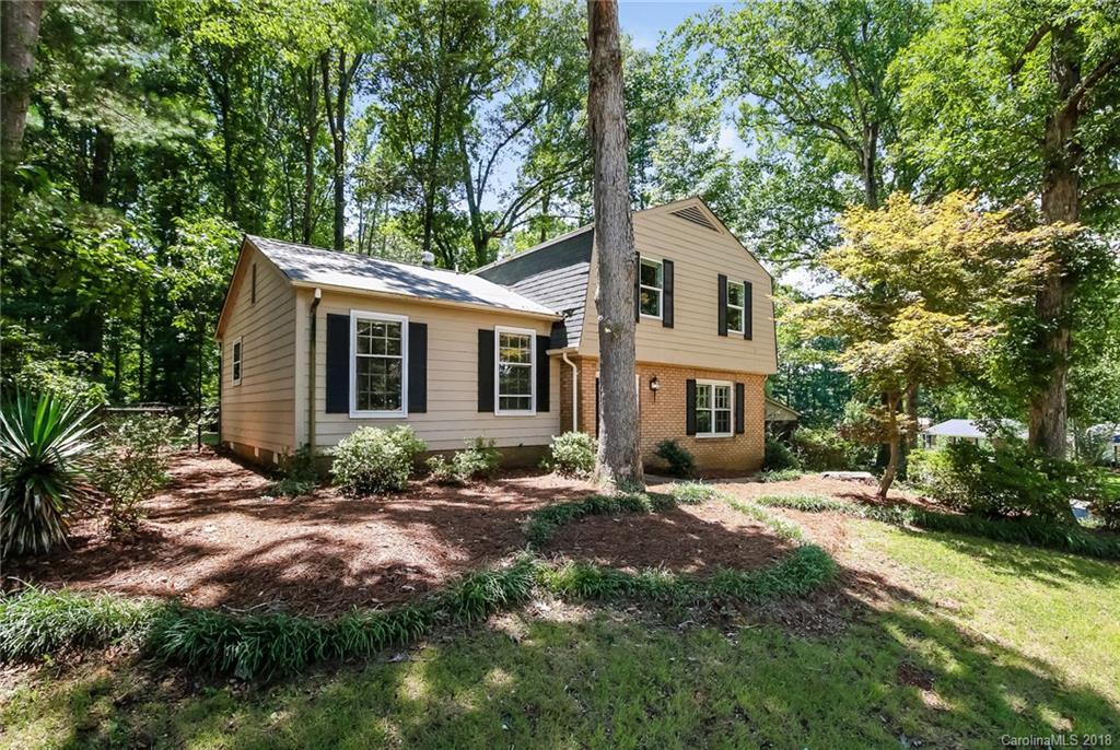 6218 Cross Creek Ln., Charlotte, NC 28212