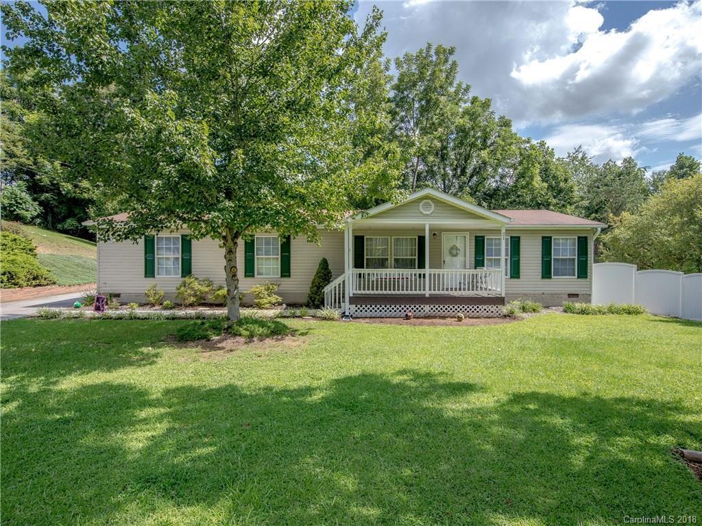 21 Mikayla Ln., Candler, NC 28715