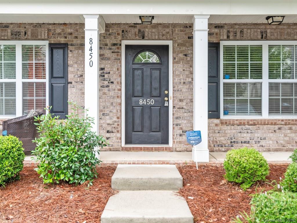 8450 Big Creek Ct., Matthews, NC 28105