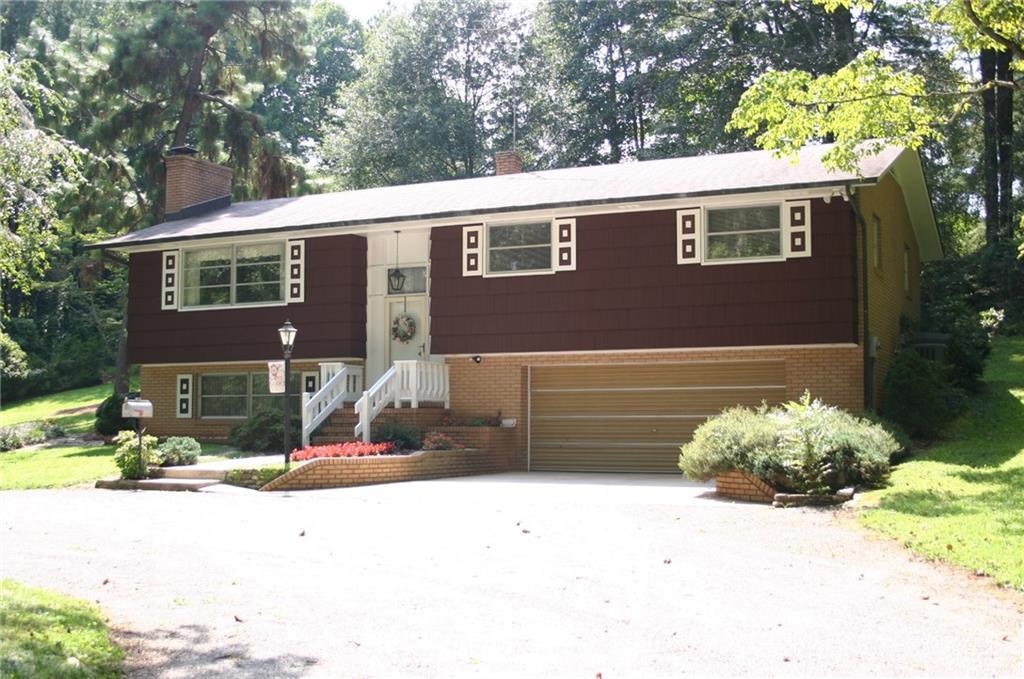 1675 27th Street Pl., Hickory, NC 28601