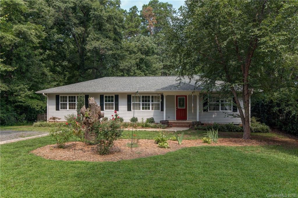 11007 Cedar Ln., Huntersville, NC 28078